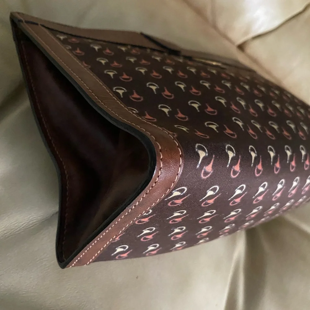 Vintage Gucci LKNW Oversized Clutch Toiletry Bag Horsebit Logo Fabric/Leather